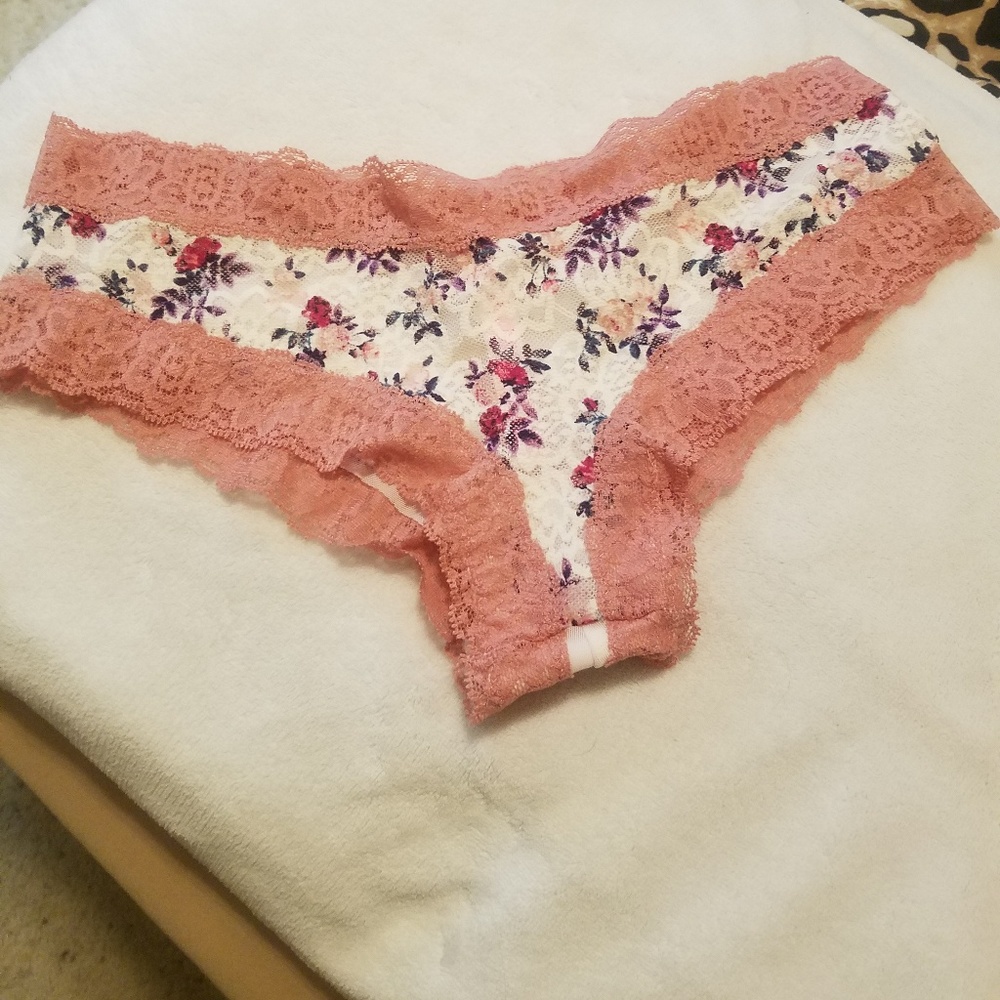 VS Pink Floral Cheeky Panty